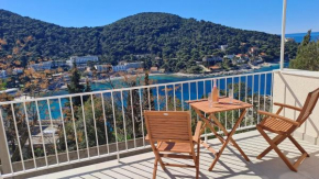 Studio apartment (Gudelj) with big terrace, sea view, free parking